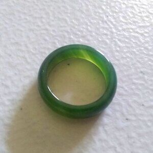 Hunter Green Agate Stone Band Ring Size 7.5 ~ Natural Style ~ Botanical Jewelry